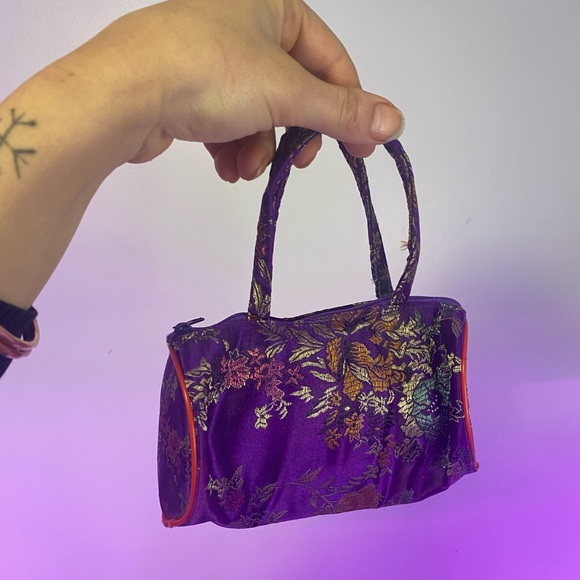 Floral micro handbag - silk- handmade - mini wrist purse - Picture 5 of 5